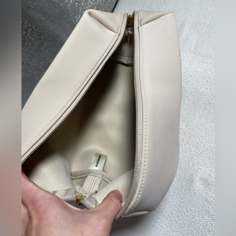 Burberry Light Beige Pouch - Picture 4 of 4